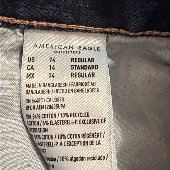 American Eagle Skater Baggy Wide Leg Jean
Stretch Size 10 Dark Wash - Picture 6 of 6